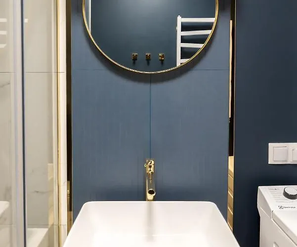 Elegant Junior Apartment