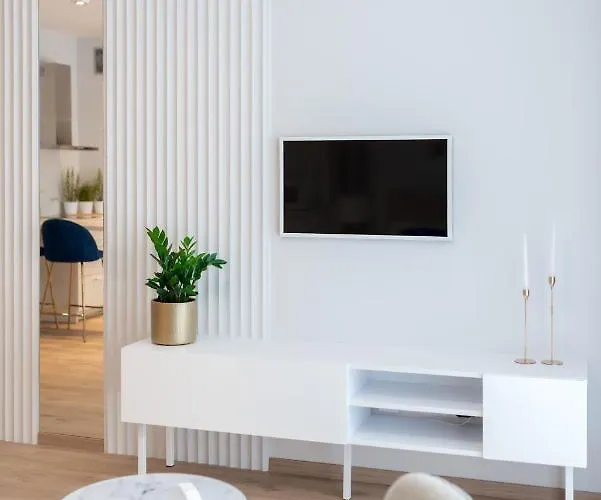 Elegant Junior Apartment *